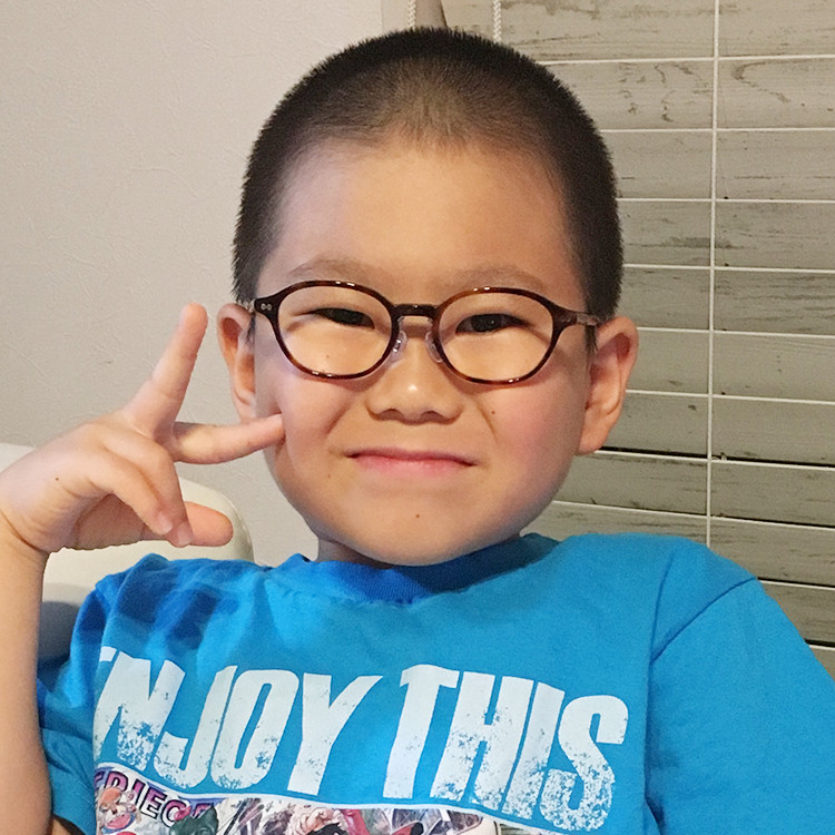 子供眼鏡(こどもめがね)専門ブランド omodok